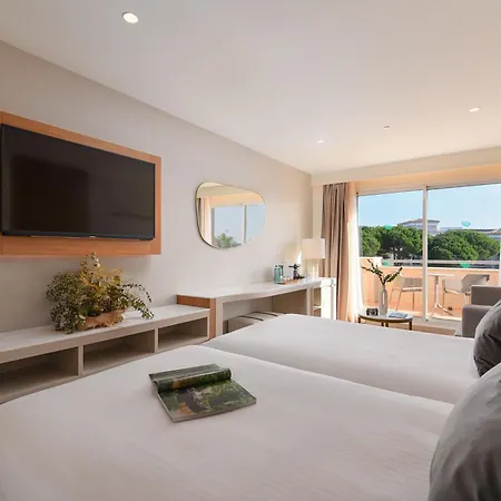 Hotel Valentin Sancti Petri 4*